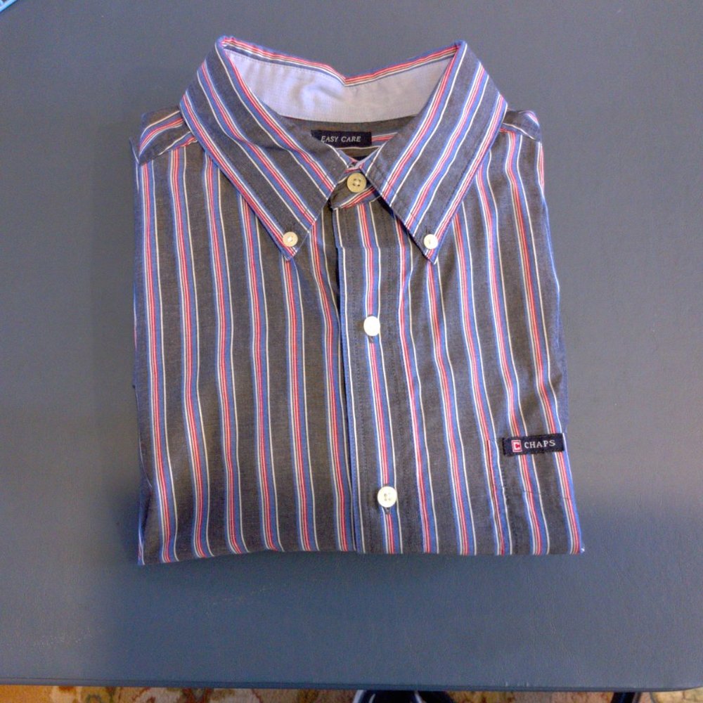 Chaps Easy Care Button Down Shirt Large - Picture 5 of 5